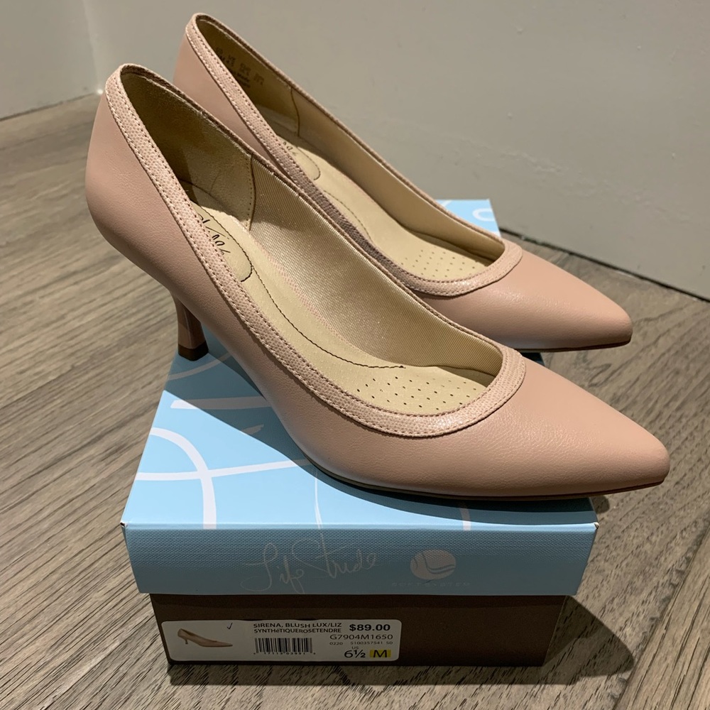 Life stride Sirena 6.5 low heels